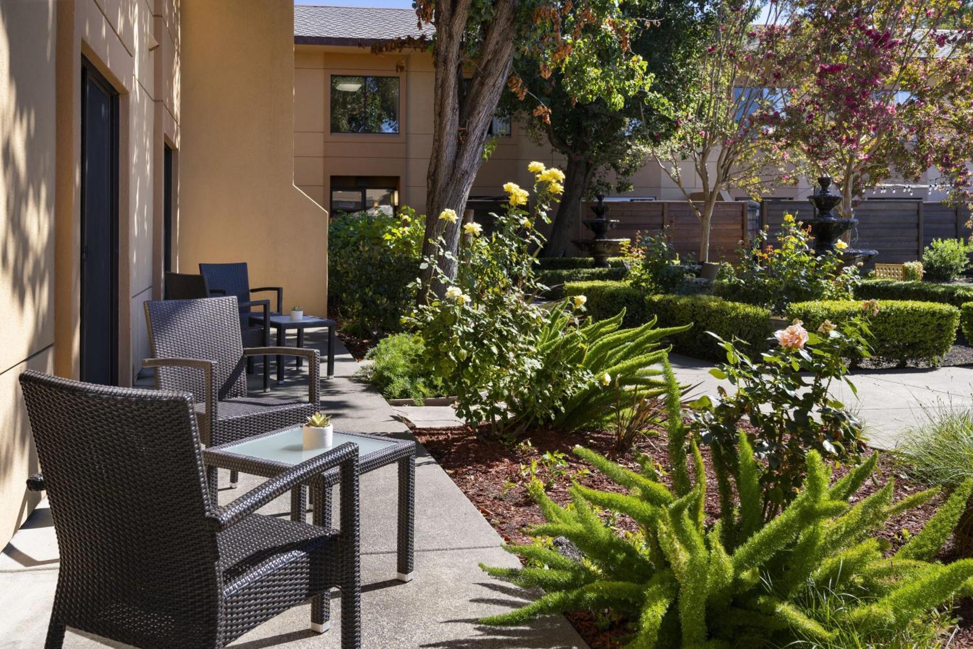 Napa Valley Marriott Hotel & Spa Exterior photo